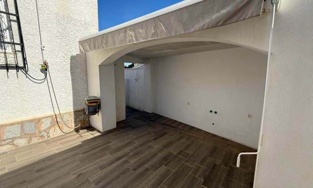 Venta - Villa -
Orihuela Costa - Las Filipinas