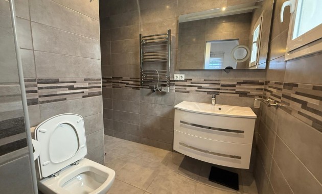 Venta - Villa -
Orihuela Costa - Las Filipinas