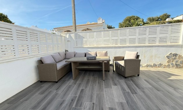 Venta - Villa -
Orihuela Costa - Las Filipinas
