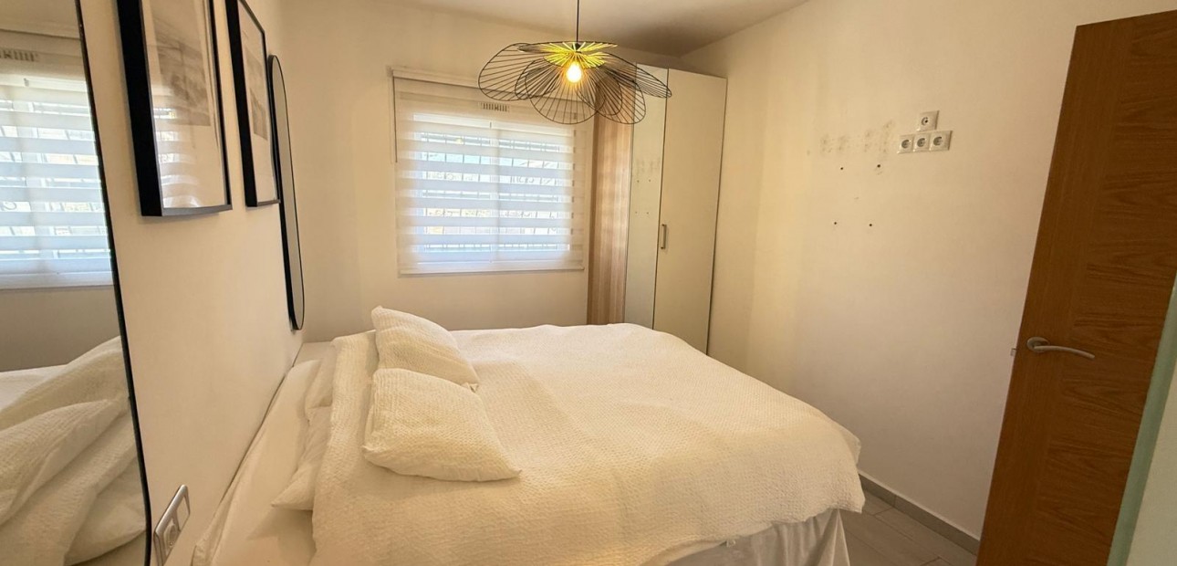 Venta - Villa -
Orihuela Costa - Las Filipinas