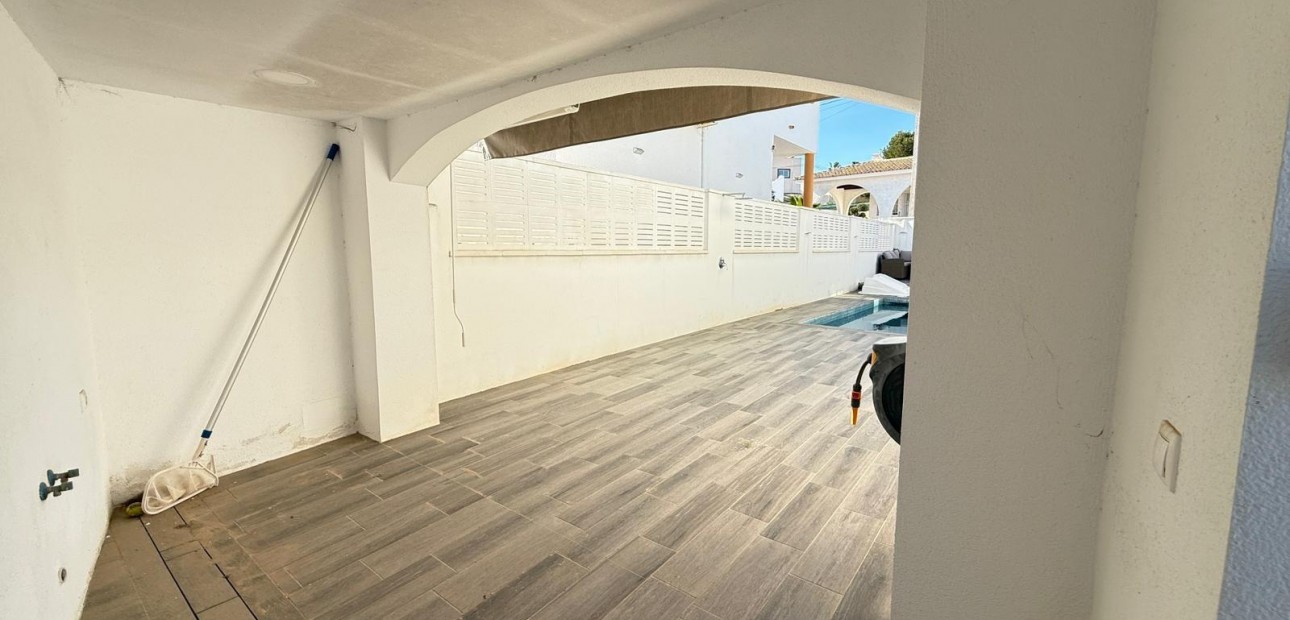Venta - Villa -
Orihuela Costa - Las Filipinas
