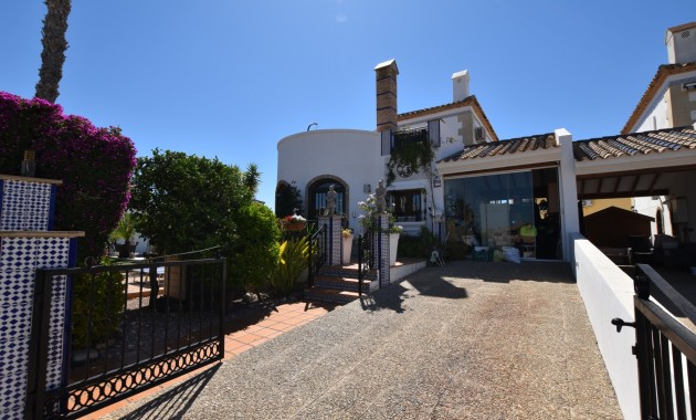 Venta - Detached Villa -
Algorfa - La Finca Golf Resort