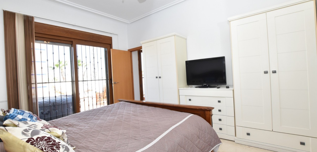 Venta - Detached Villa -
Algorfa - La Finca Golf Resort