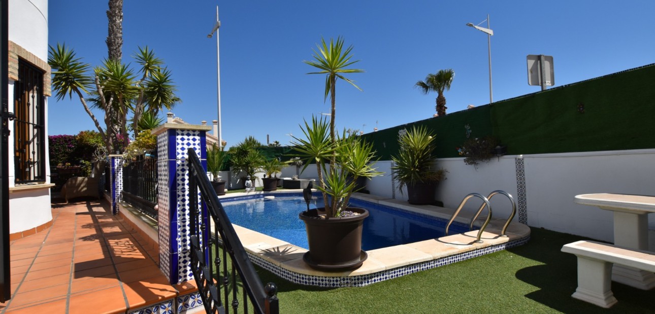 Venta - Detached Villa -
Algorfa - La Finca Golf Resort