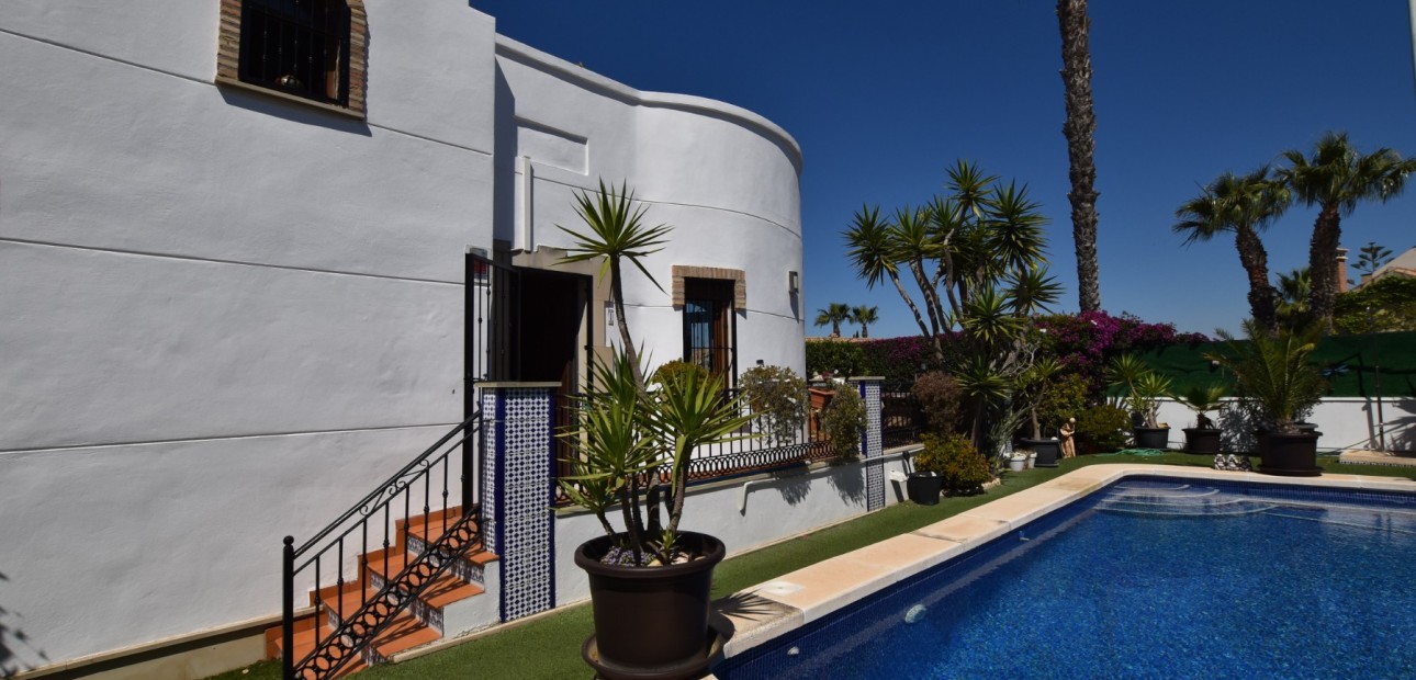 Venta - Detached Villa -
Algorfa - La Finca Golf Resort