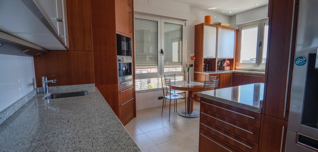 Venta - Apartamento / piso -
Benidorm - Benidorm - City