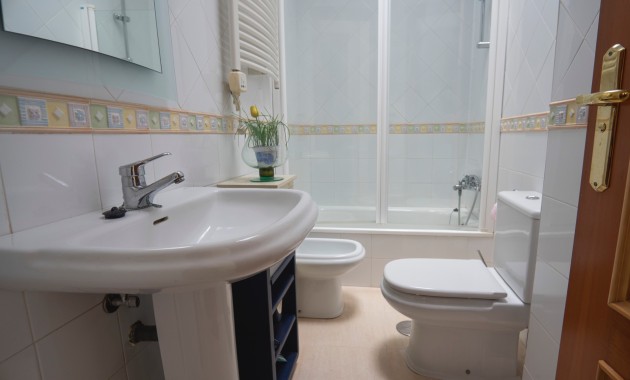 Venta - Apartamento / piso -
Benidorm - Benidorm - City