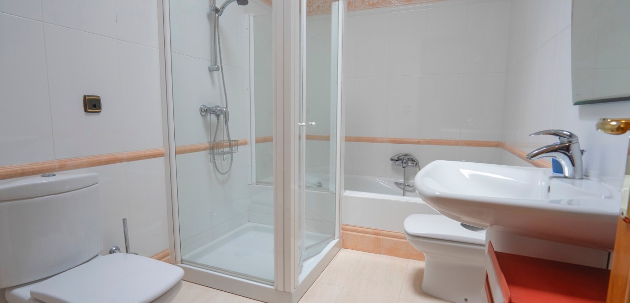 Venta - Apartamento / piso -
Benidorm - Benidorm - City