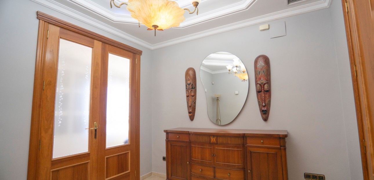 Venta - Apartamento / piso -
Benidorm - Benidorm - City