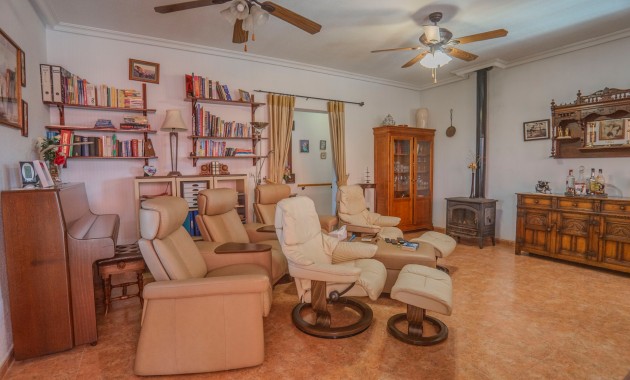 Venta - Country Property -
Orihuela - San Bartolome