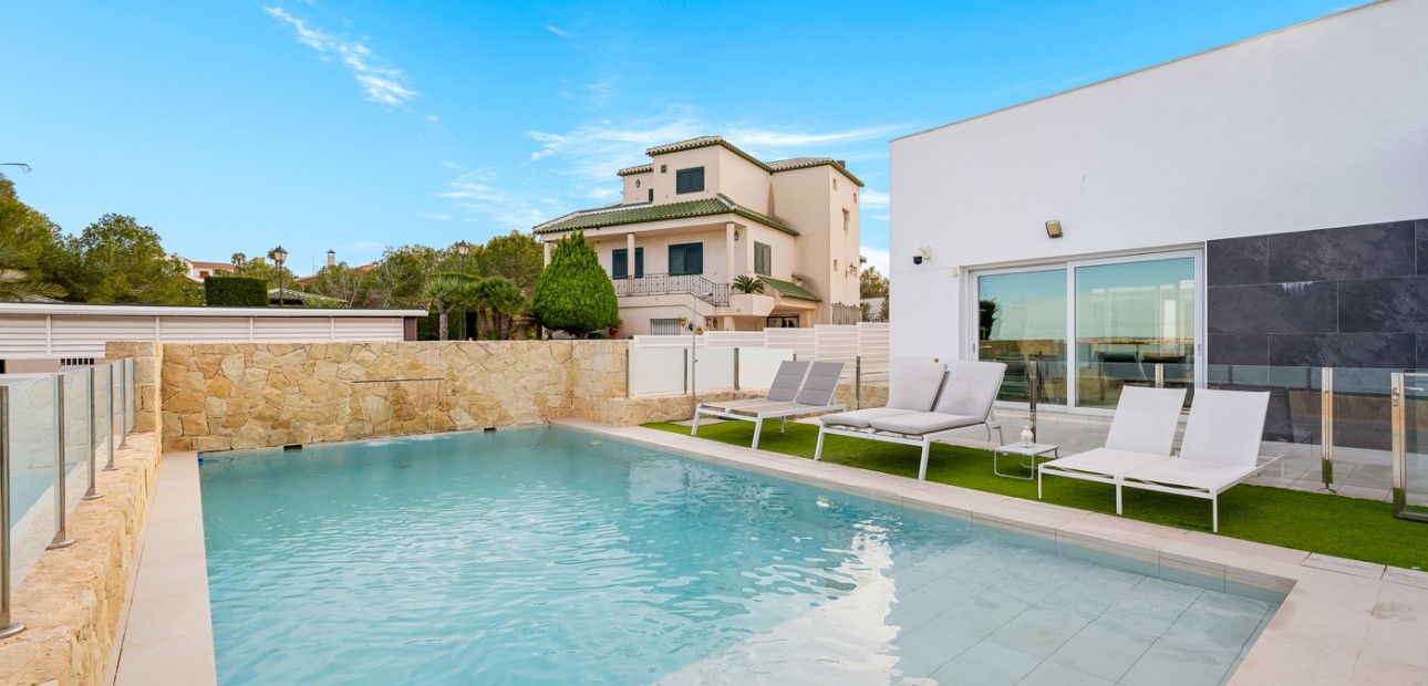 Venta - Detached Villa -
Algorfa - Lomas de La Juliana