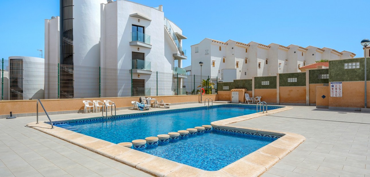 Venta - Apartamento / piso -
Torrevieja - Torre La Mata