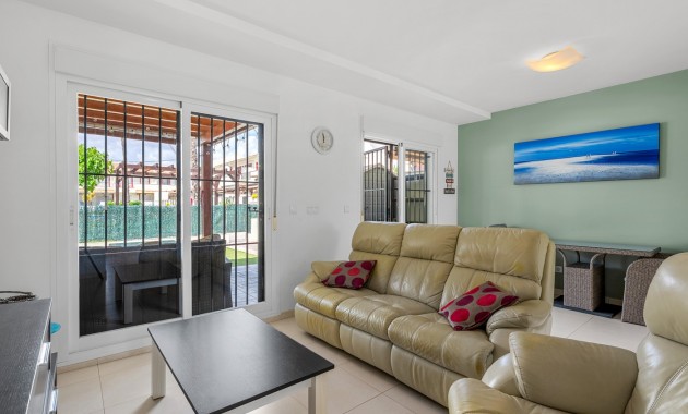 Venta - Adosado -
Ciudad Quesada - Lo Marabu