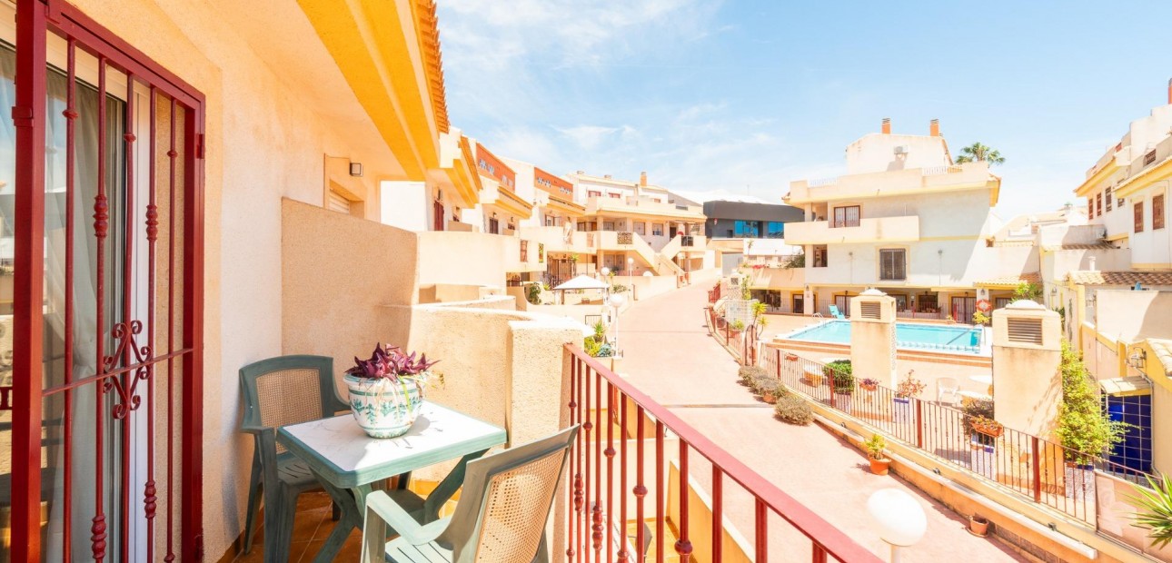 Long time Rental - Terraced house -
Orihuela Costa - La Zenia