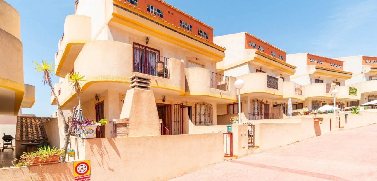 Long time Rental - Terraced house -
Orihuela Costa - La Zenia