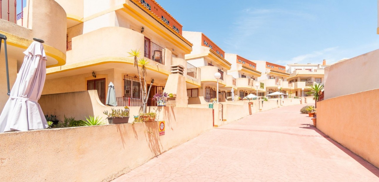 Long time Rental - Terraced house -
Orihuela Costa - La Zenia