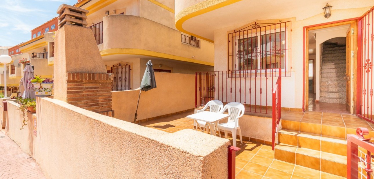 Long time Rental - Terraced house -
Orihuela Costa - La Zenia