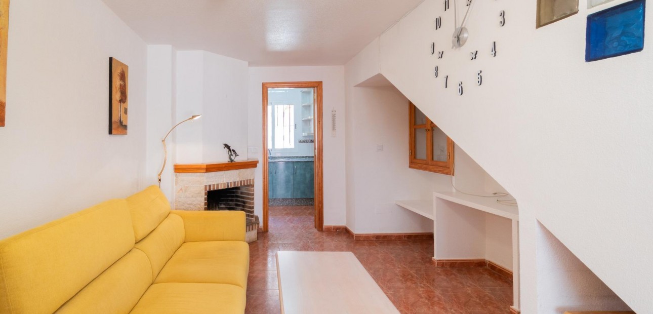Long time Rental - Terraced house -
Orihuela Costa - La Zenia