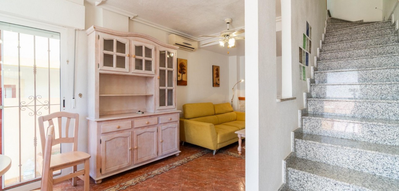 Long time Rental - Terraced house -
Orihuela Costa - La Zenia