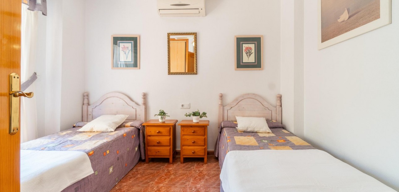 Long time Rental - Terraced house -
Orihuela Costa - La Zenia