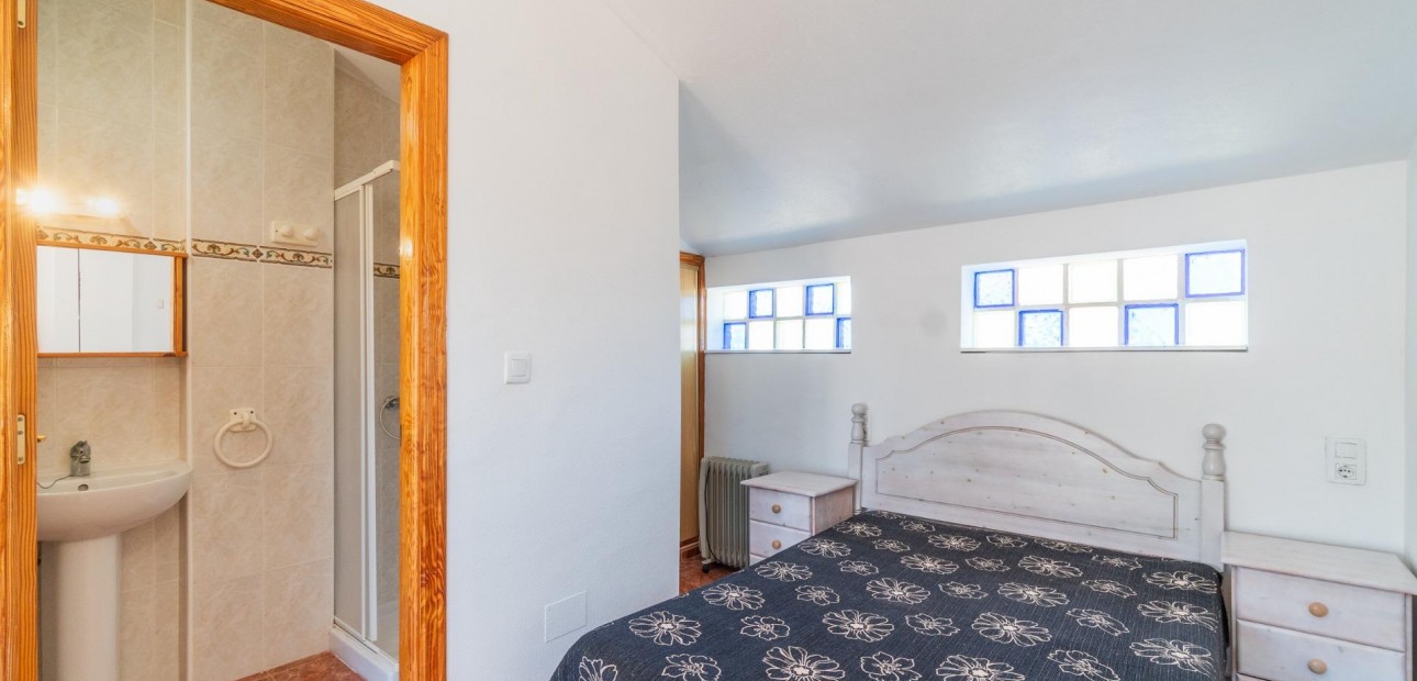 Long time Rental - Terraced house -
Orihuela Costa - La Zenia