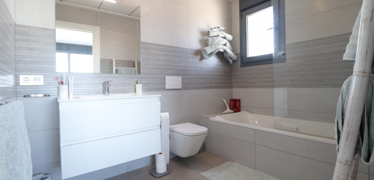 Venta - Detached Villa -
Benimar - Benimar III