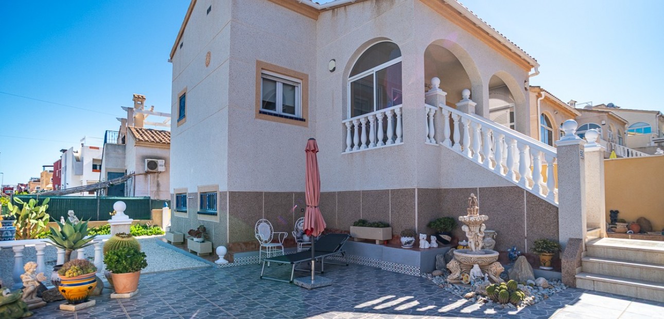 Venta - Villa -
Orihuela Costa - Los Altos