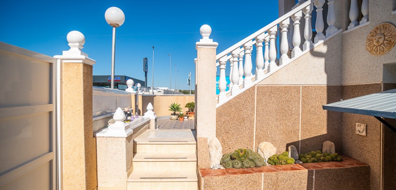 Venta - Villa -
Orihuela Costa - Los Altos