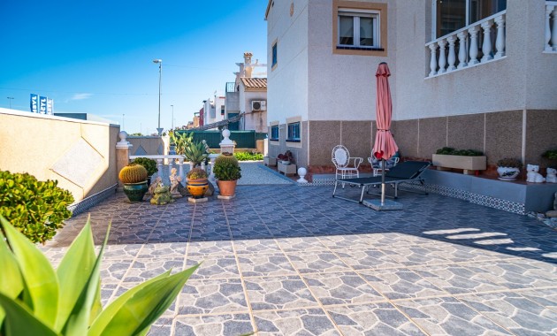 Venta - Villa -
Orihuela Costa - Los Altos