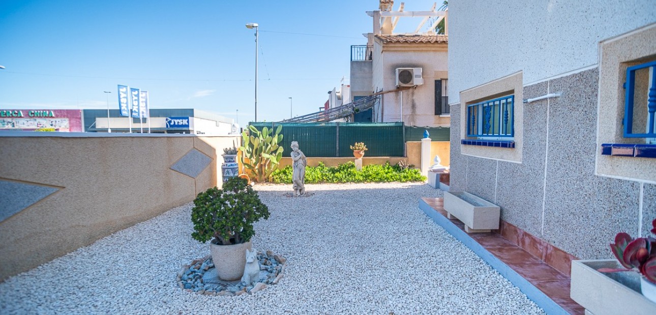 Venta - Villa -
Orihuela Costa - Los Altos