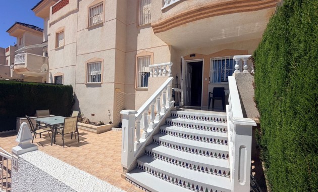 Venta - Apartamento / piso -
Ciudad Quesada - Rojales - La Marquesa Golf