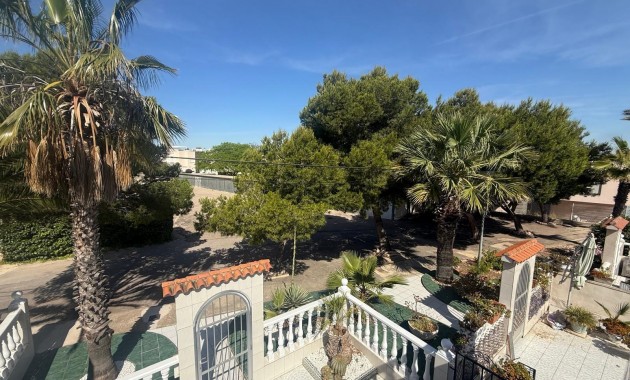 Venta - Terraced house -
Torrevieja - La Siesta - El Salado - Torreta
