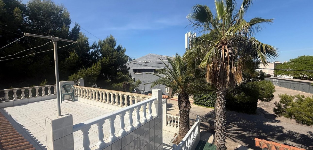 Venta - Terraced house -
Torrevieja - La Siesta - El Salado - Torreta