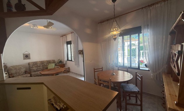 Venta - Terraced house -
Torrevieja - La Siesta - El Salado - Torreta