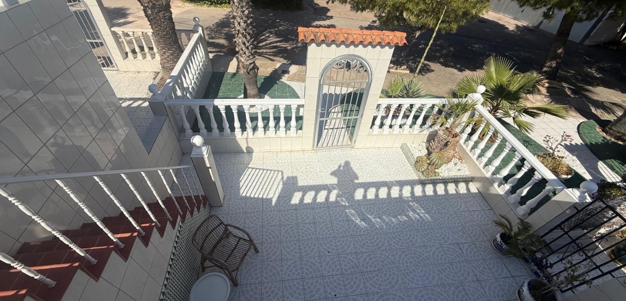 Venta - Terraced house -
Torrevieja - La Siesta - El Salado - Torreta