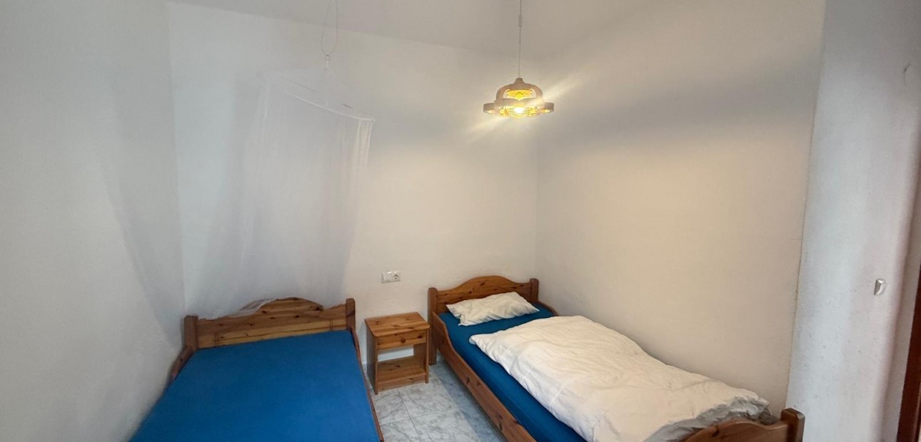 Venta - Terraced house -
Torrevieja - La Siesta - El Salado - Torreta