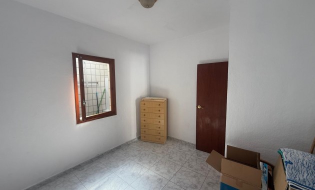 Venta - Terraced house -
Torrevieja - La Siesta - El Salado - Torreta