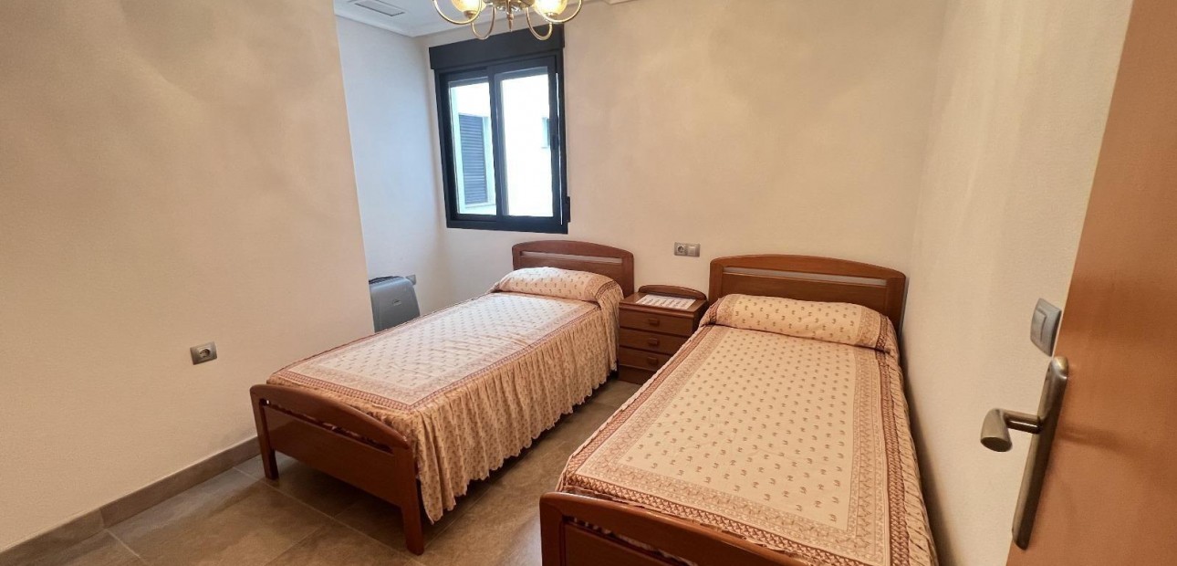 Venta - Apartamento / piso -
Torrevieja - La Mata pueblo