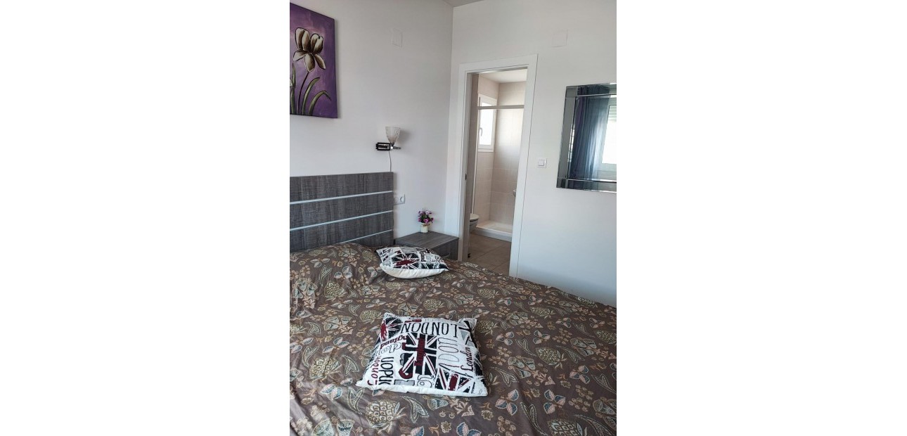 Venta - Bungalow -
Torrevieja - Playa del cura