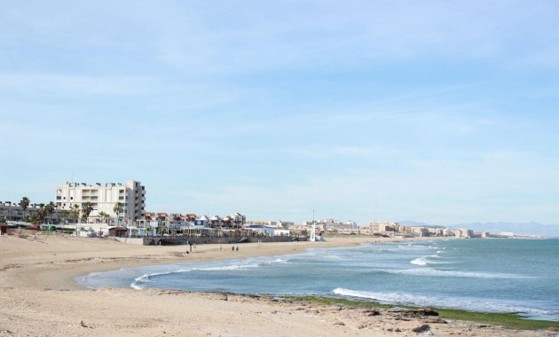 Venta - Terraced house -
Torrevieja - Los Europeos