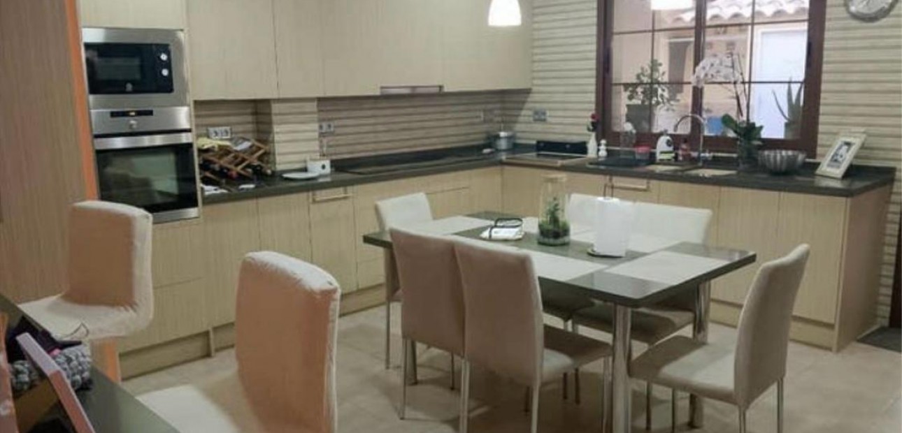 Venta - Terraced house -
Torrevieja - Torreta florida