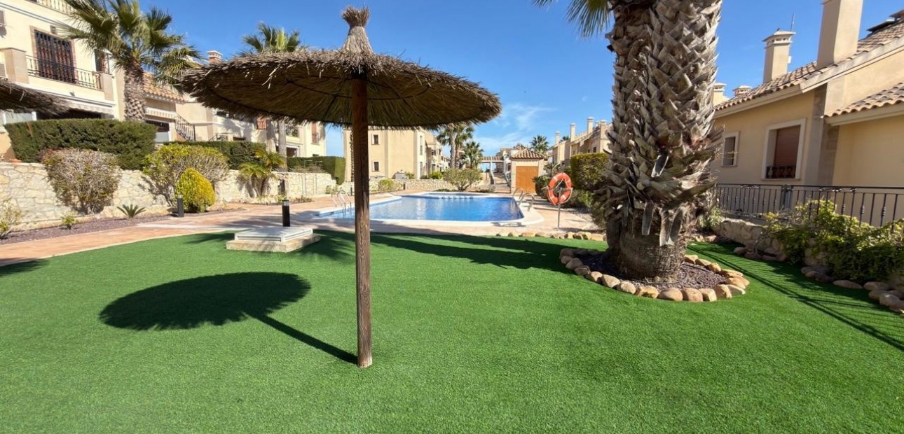Herverkoop - Bungalow -
Algorfa - La Finca Golf Resort