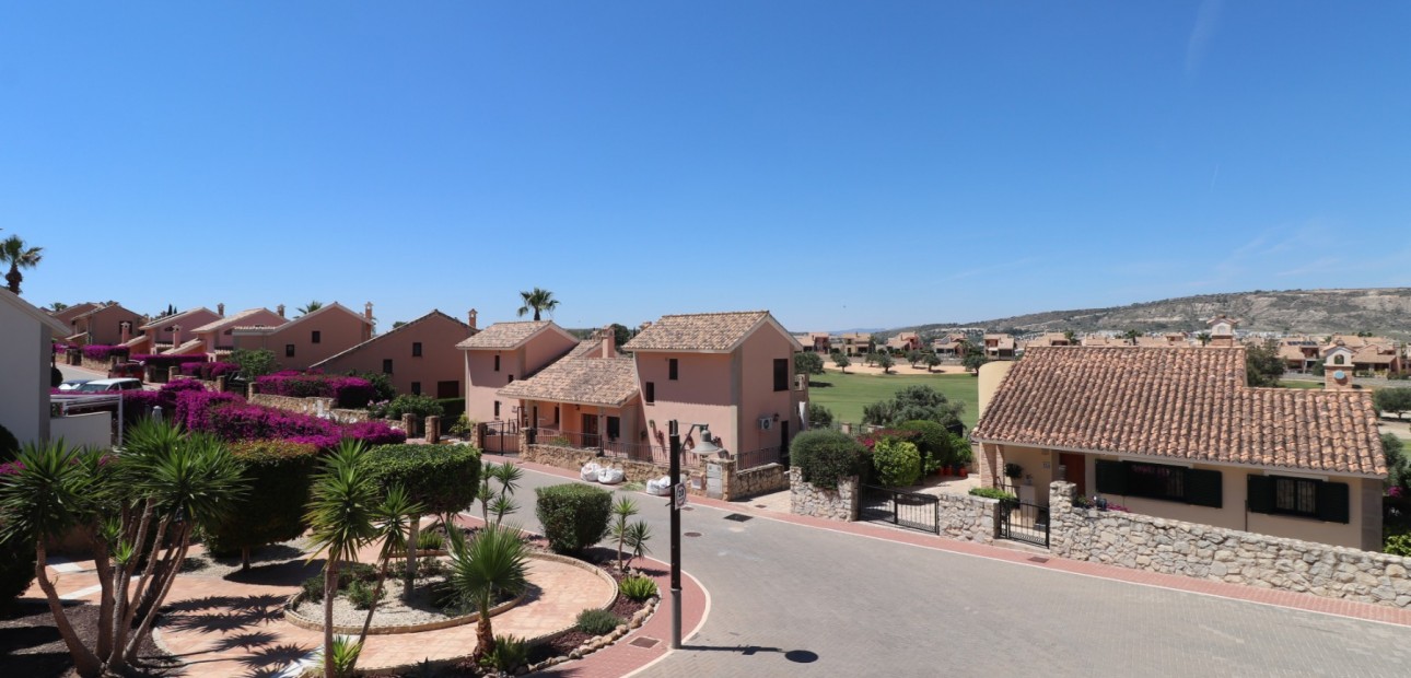 Herverkoop - Bungalow -
Algorfa - La Finca Golf Resort