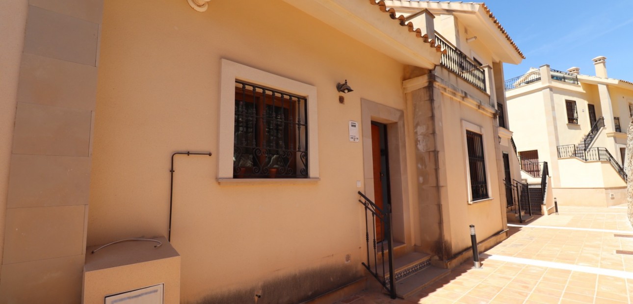 Herverkoop - Bungalow -
Algorfa - La Finca Golf Resort