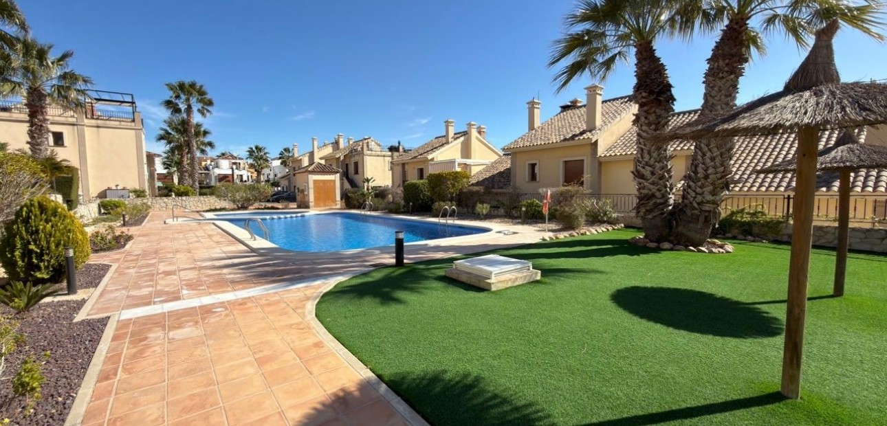 Herverkoop - Bungalow -
Algorfa - La Finca Golf Resort