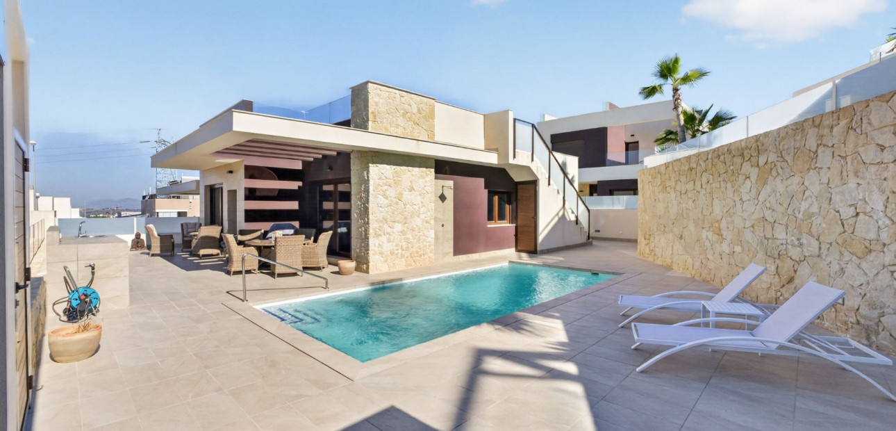 Venta - Detached Villa -
Ciudad Quesada - Alicante
