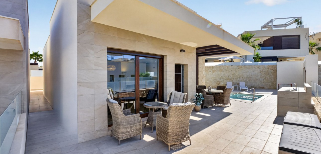 Venta - Detached Villa -
Ciudad Quesada - Alicante