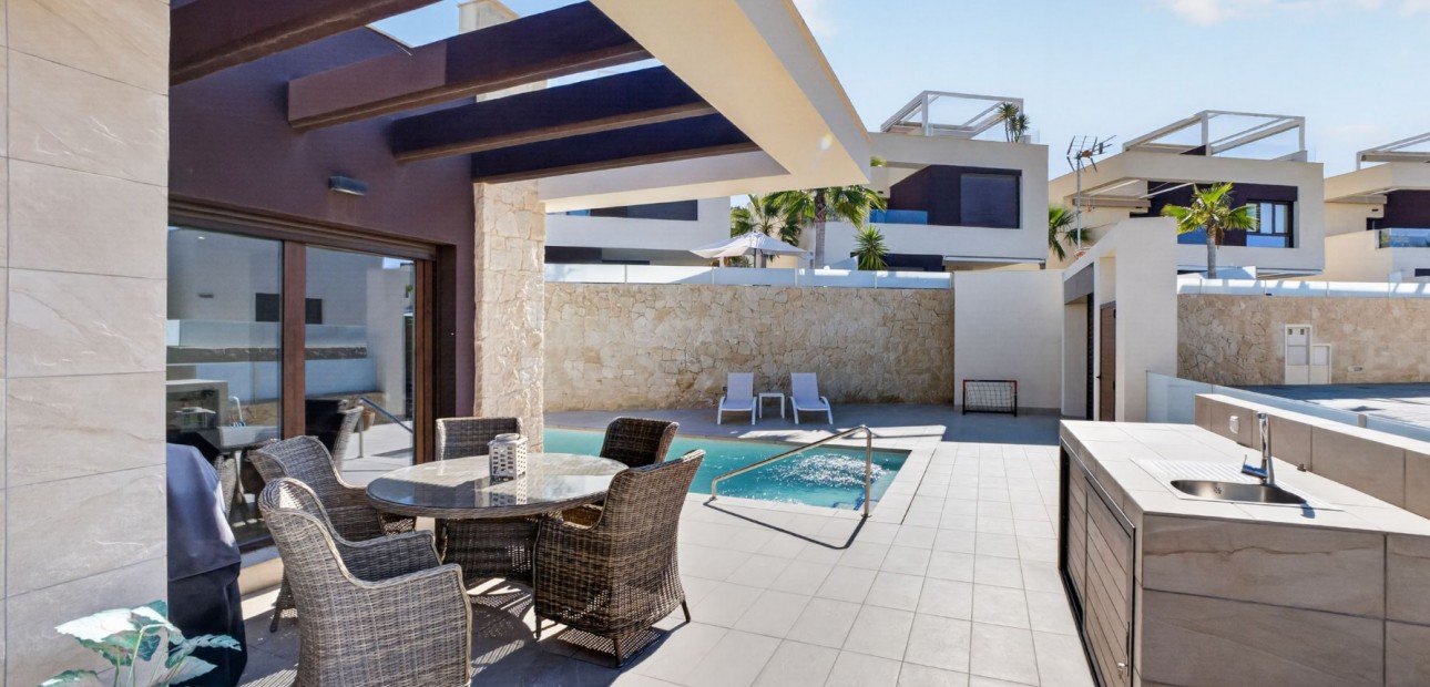 Venta - Detached Villa -
Ciudad Quesada - Alicante