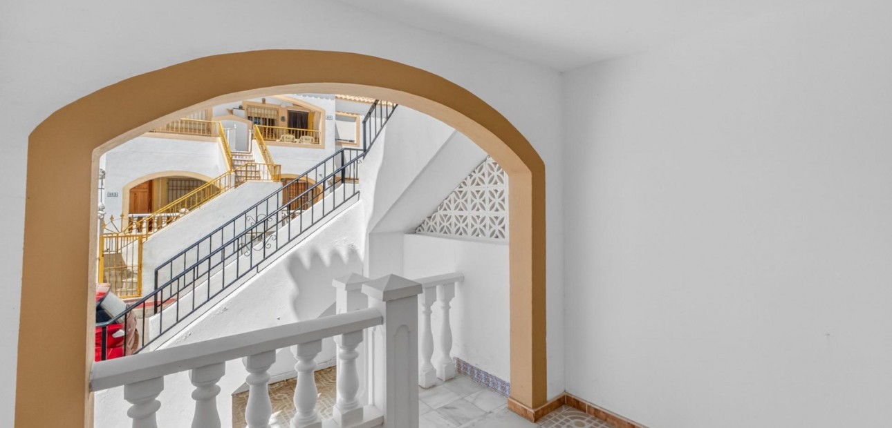 Venta - Apartamento / piso -
Torrevieja - El limonar