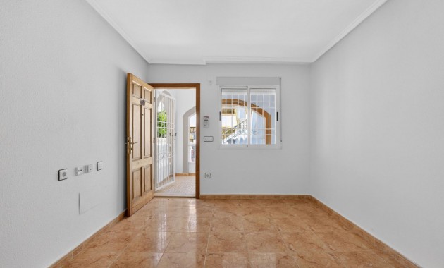 Venta - Apartamento / piso -
Torrevieja - El limonar